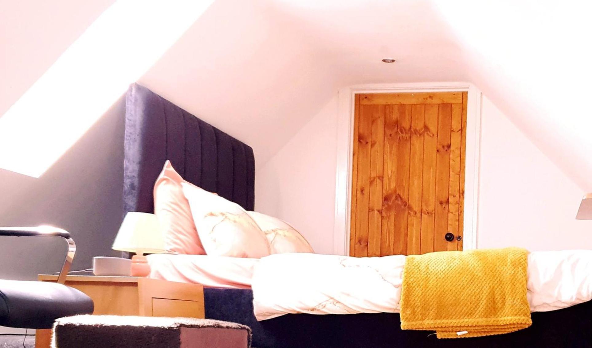 De-Vollard, Cornish Cottage, Lovely Village ซัลทาช ภายนอก รูปภาพ